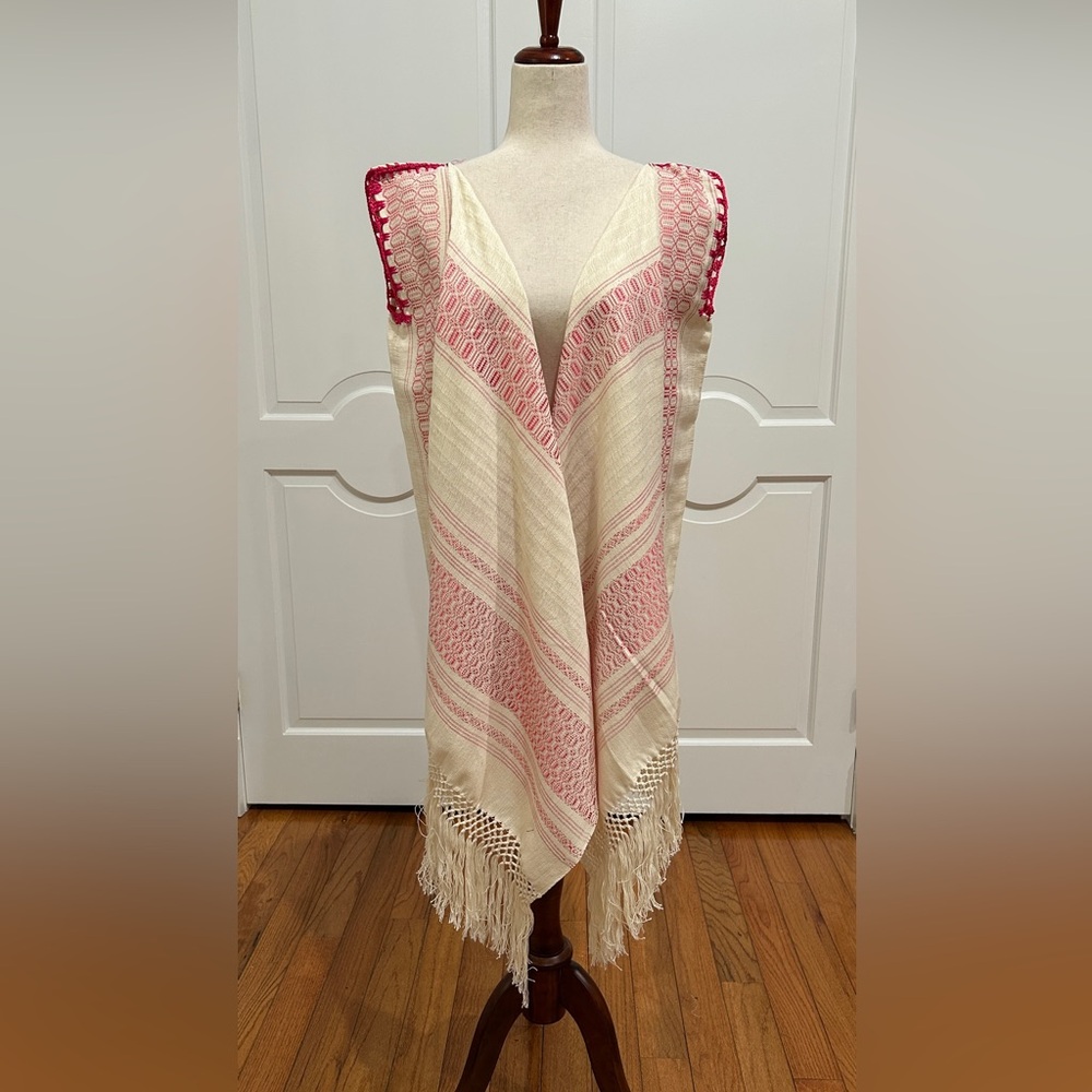 Traditional Mexican rebozo from Oaxaca. Mexican shawl. Fringed open front Vest.